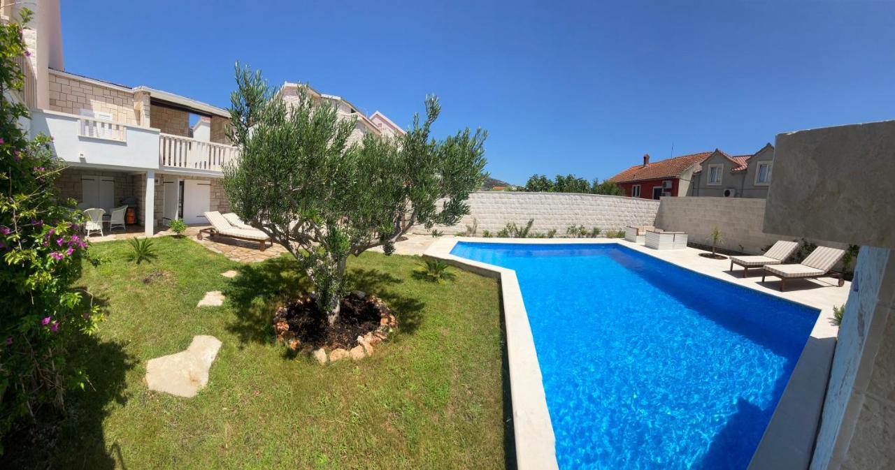 Villa Mediterra Garden & Pool 볼 외부 사진